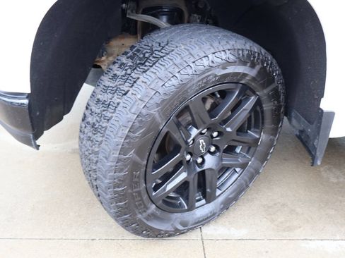 Certified 2021 Chevrolet Silverado 1500 Custom Trail Boss w/ Safety Confidence Package AWD/4WD image 38