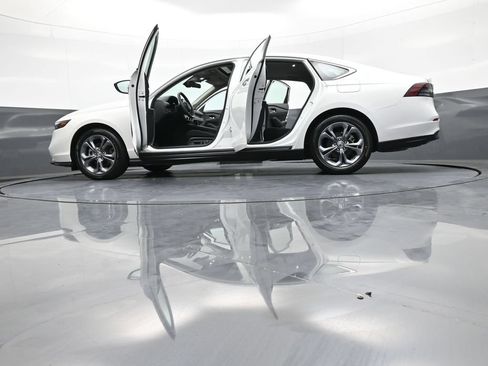 Certified 2024 Honda Accord EX image 49