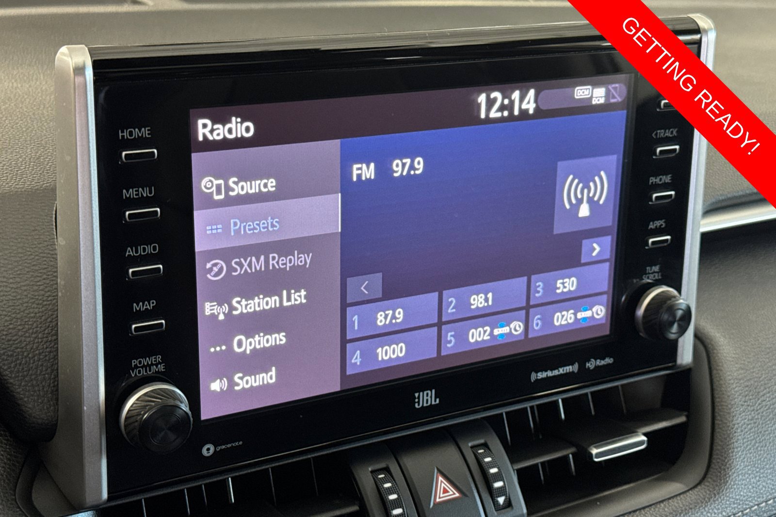 Used 2022 Toyota RAV4 XLE Premium AWD/4WD image 21