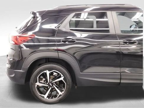 Used 2023 Chevrolet TrailBlazer RS w/ Convenience Package image 19