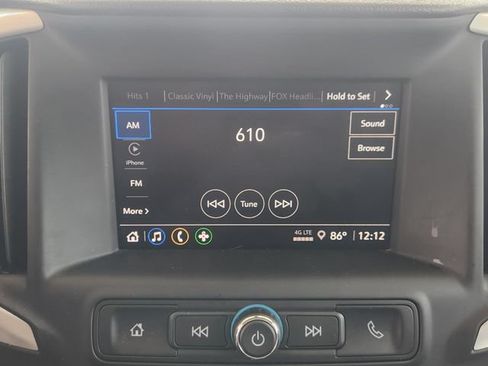 Used 2024 GMC Terrain SLE FWD image 15