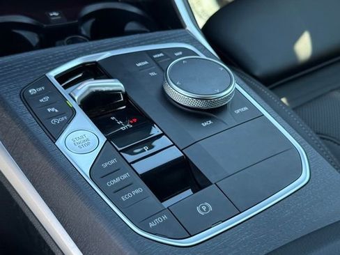 Used 2025 BMW 330i 330i w/ M Sport Package image 27