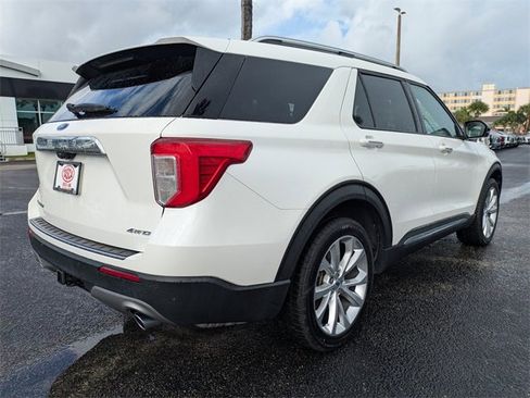 Used 2022 Ford Explorer Platinum w/ Technology Package image 4