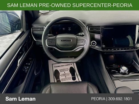 Used 2024 Jeep Wagoneer 4WD w/ Premium Group I image 24