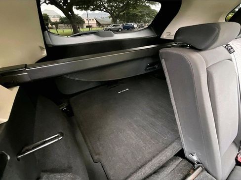 Used 2021 Nissan Rogue SV image 30