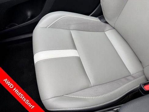 Used 2025 Toyota Camry SE w/ Multimedia Upgrade Package image 27