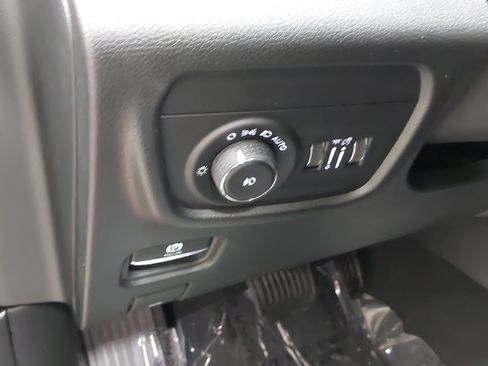 New 2025 Jeep Grand Cherokee L Limited image 23