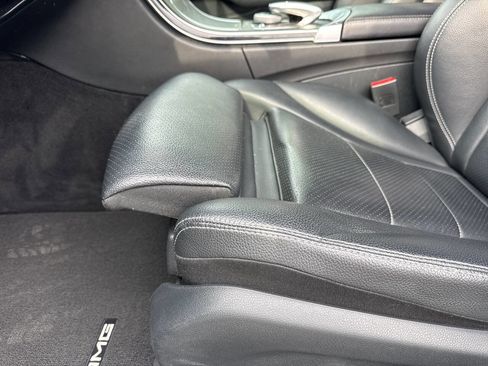 Used 2015 Mercedes-Benz C 300 4MATIC Sedan image 32