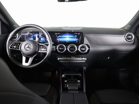 Used 2023 Mercedes-Benz GLA 250 4MATIC image 35