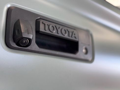 Used 2022 Toyota Tacoma TRD Sport w/ Technology Package image 29