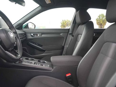 Used 2023 Honda Civic Sport image 11