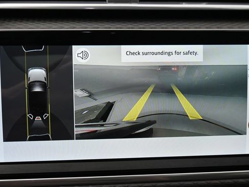 Used 2023 Land Rover Range Rover Velar R-Dynamic S AWD/4WD image 15