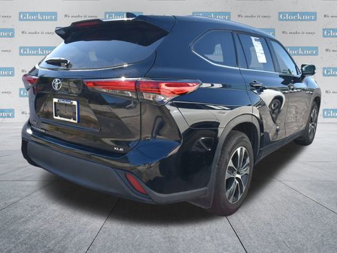 Used 2023 Toyota Highlander L image 4