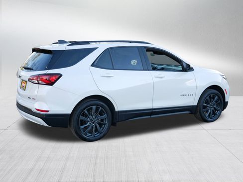 Used 2023 Chevrolet Equinox RS w/ RS Leather Package image 7