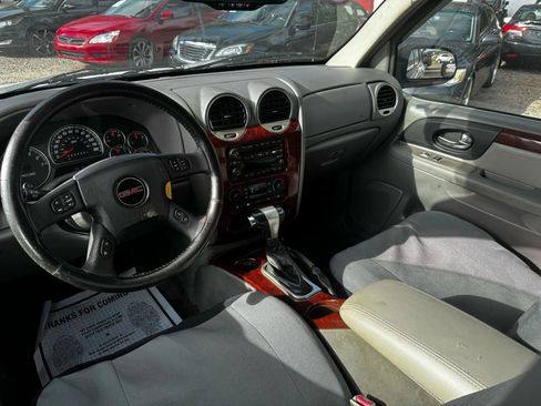 Used 2006 GMC Envoy SLT image 14