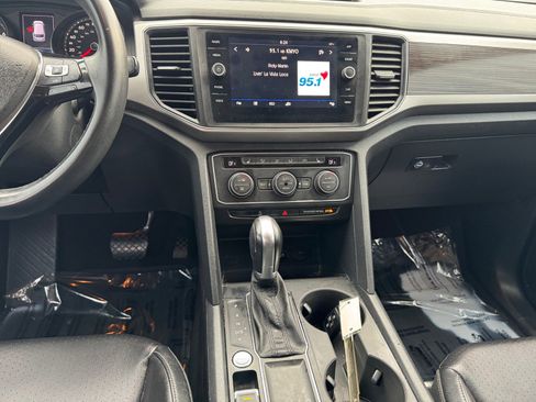 Used 2019 Volkswagen Atlas SE image 11