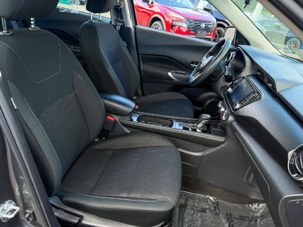 Certified 2024 Nissan Kicks SV FWD image 11