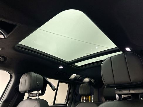 New 2026 Land Rover Defender 110 V8 image 11