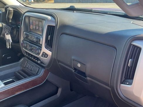 Used 2018 GMC Sierra 1500 SLT w/ Enhanced Driver Alert Package image 30
