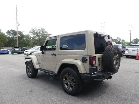 Used 2018 Jeep Wrangler Sport AWD/4WD image 8