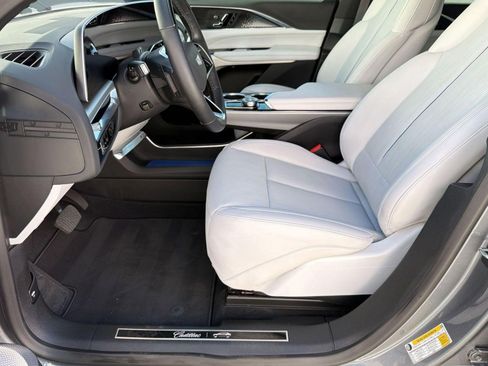 Certified 2023 Cadillac Lyriq 2WD image 4