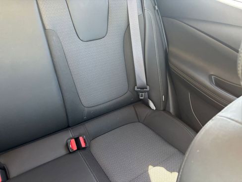 Used 2025 Buick Encore GX Preferred image 35