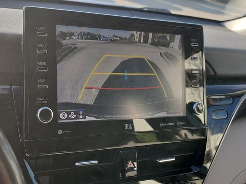 Used 2024 Toyota Camry XLE w/ Navigation Package image 29