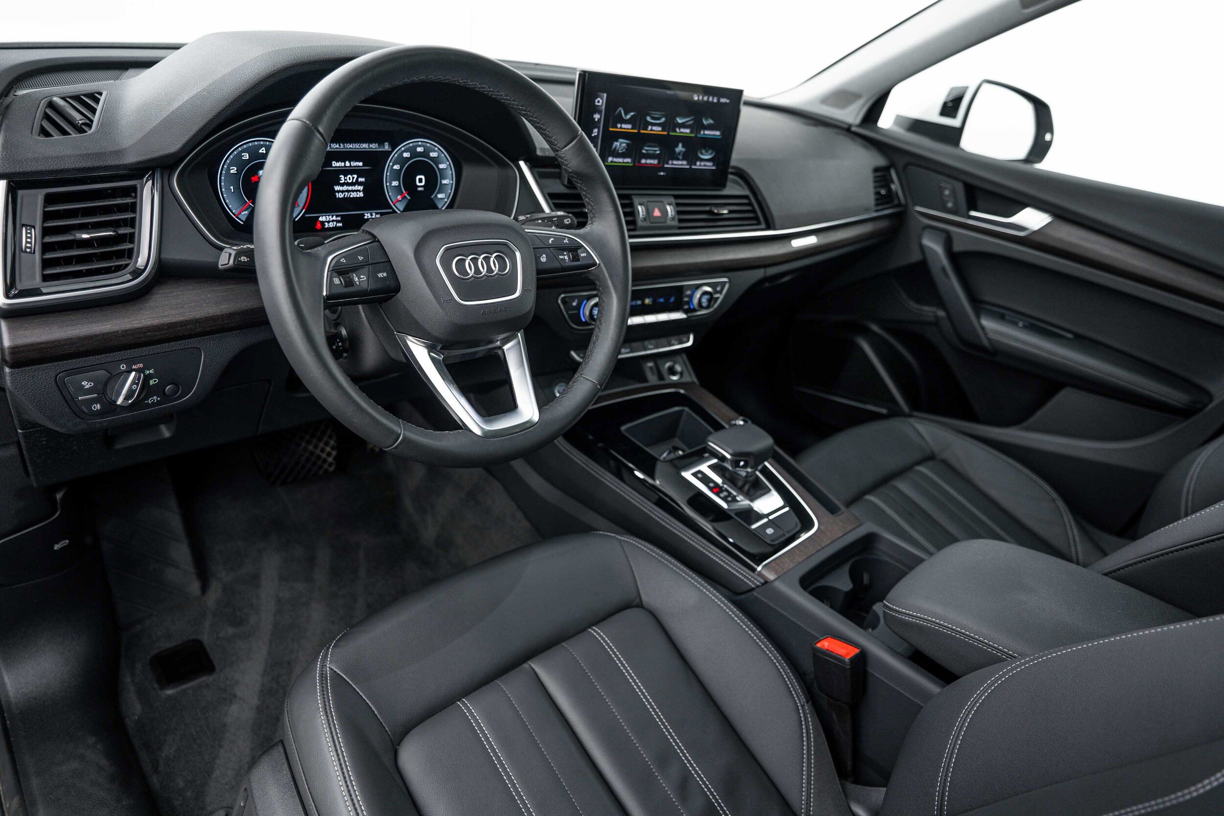 Certified 2024 Audi Q5 2.0T Premium Plus w/ Premium Plus Package AWD/4WD image 8