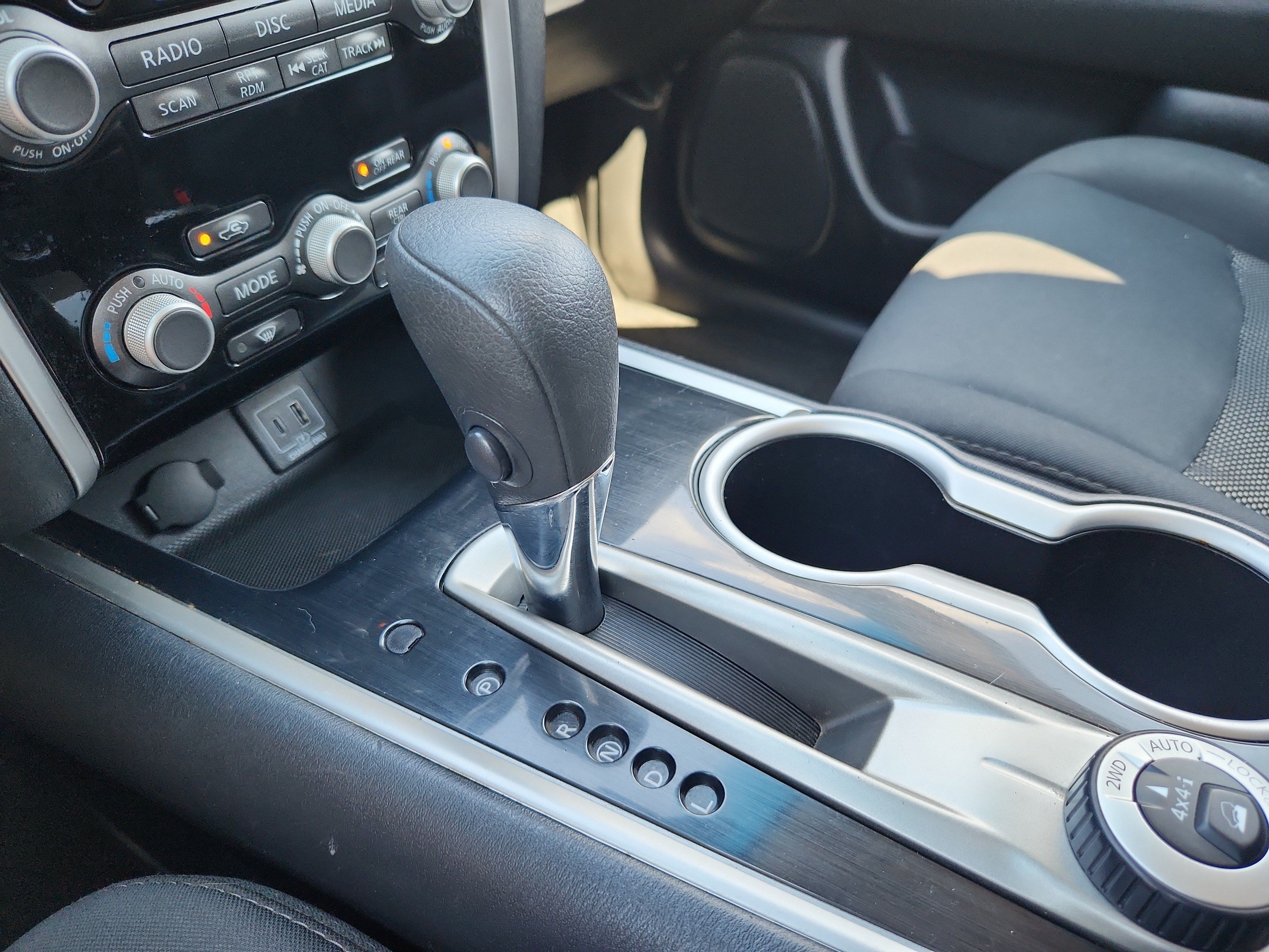 Used 2019 Nissan Pathfinder S AWD/4WD image 24