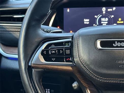 Used 2022 Jeep Grand Cherokee Summit image 9