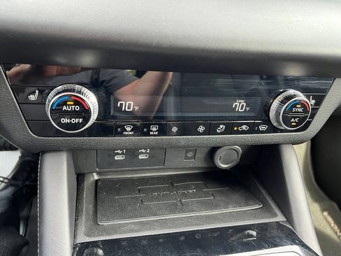 Used 2025 Mitsubishi Outlander SE AWD/4WD image 38