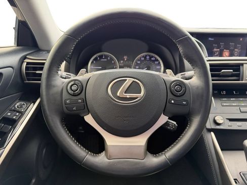 Used 2016 Lexus IS 200t RWD image 13