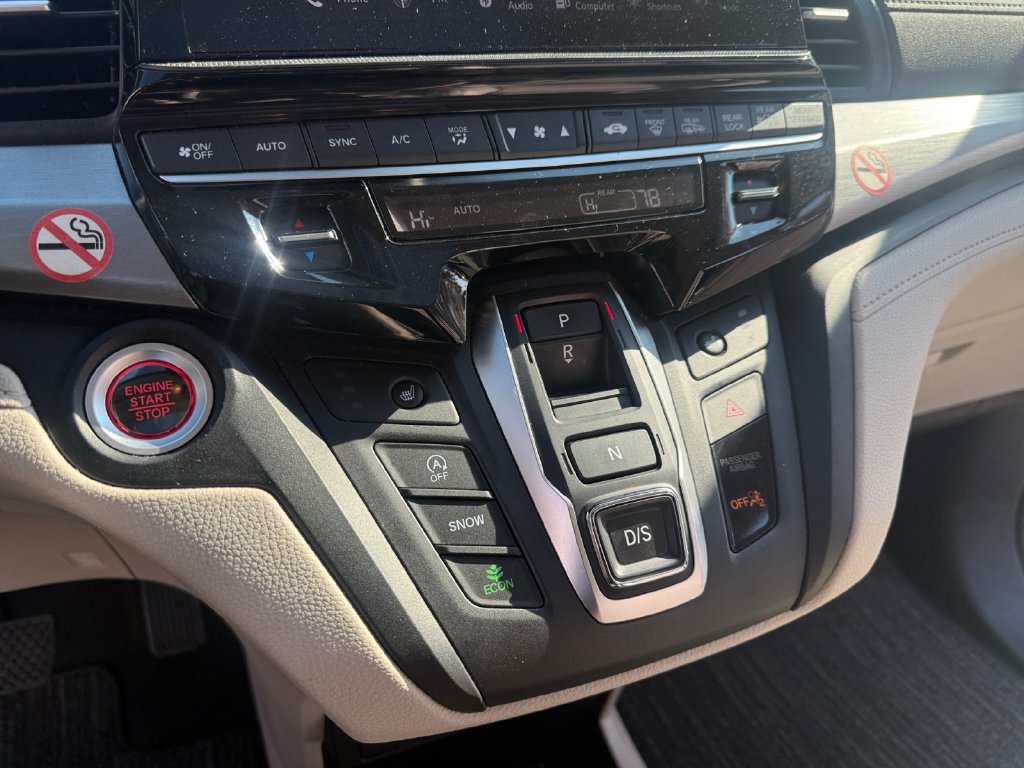 Used 2025 Honda Odyssey EX-L image 18