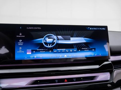 New 2026 BMW 530i xDrive w/ Executive Package image 23