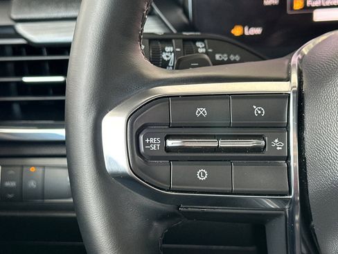 Certified 2024 GMC Acadia Elevation FWD image 33