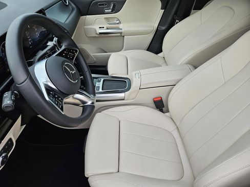 Certified 2026 Mercedes-Benz GLA 250 image 7