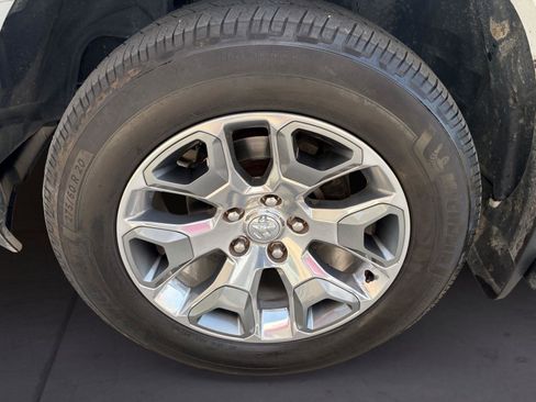 Used 2017 RAM 1500 Limited AWD/4WD image 14