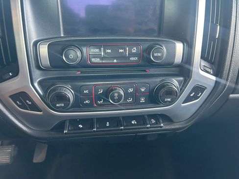 Used 2014 GMC Sierra 1500 SLT w/ SLT Crew Cab Value Package AWD/4WD image 19