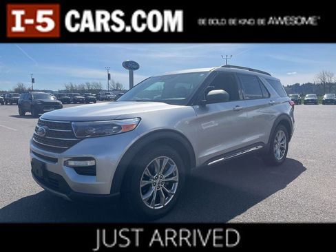 Used 2020 Ford Explorer XLT w/ Equipment Group 202A image 1