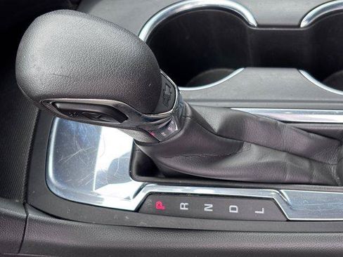 Used 2023 Chevrolet Equinox LT FWD image 30