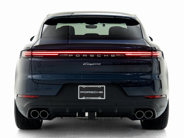 Certified 2026 Porsche Cayenne Coupe AWD/4WD image 36