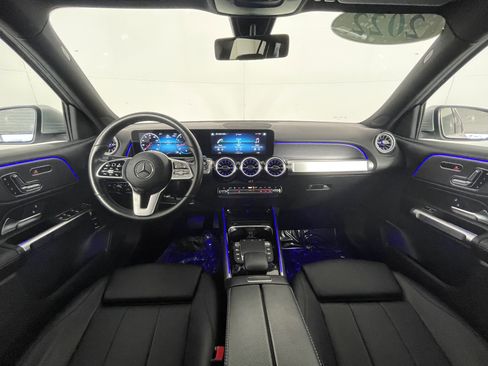 Certified 2022 Mercedes-Benz GLB 250 GLB 250 4MATIC SUV image 11