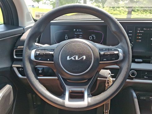 Certified 2024 Kia Sportage LX AWD/4WD image 8