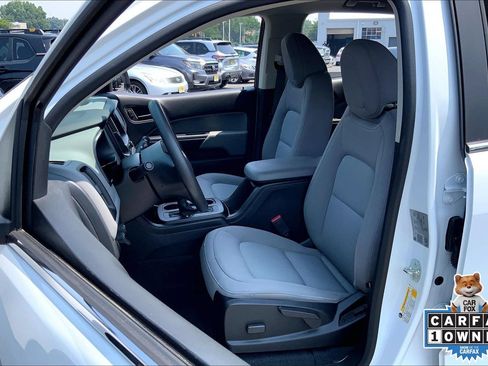 Used 2020 Chevrolet Colorado W/T w/ WT Convenience Package AWD/4WD image 8
