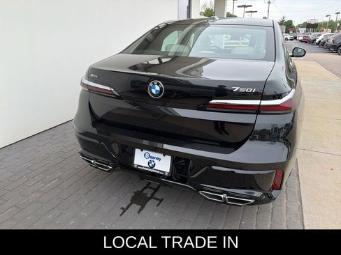 Certified 2025 BMW 760i xDrive AWD/4WD image 7