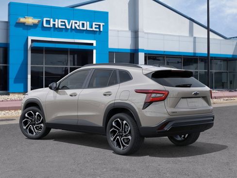 New 2026 Chevrolet Trax RS image 3