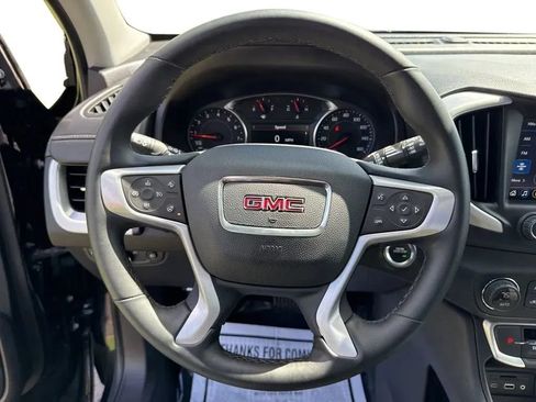 Used 2024 GMC Terrain SLT AWD/4WD image 15