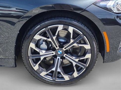 New 2026 BMW 330i Sedan w/ Premium Package RWD image 9