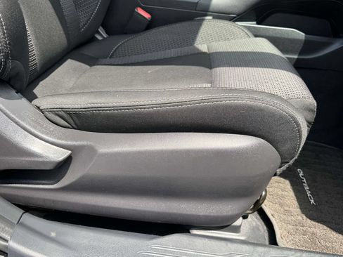 Used 2023 Subaru Outback Premium AWD/4WD image 11