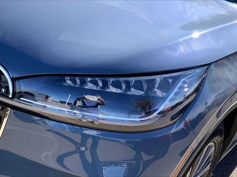 New 2026 Lincoln Aviator AWD image 13